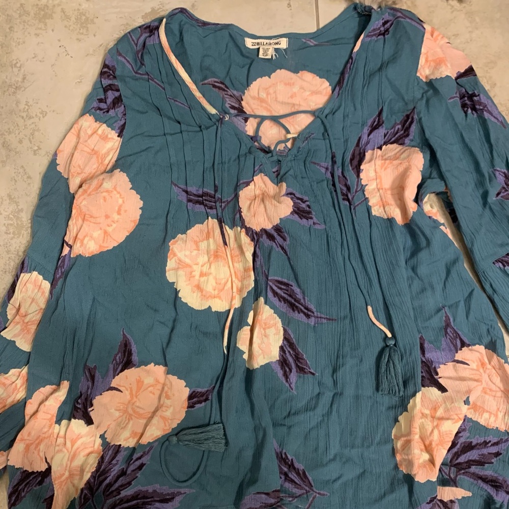 Billabong top